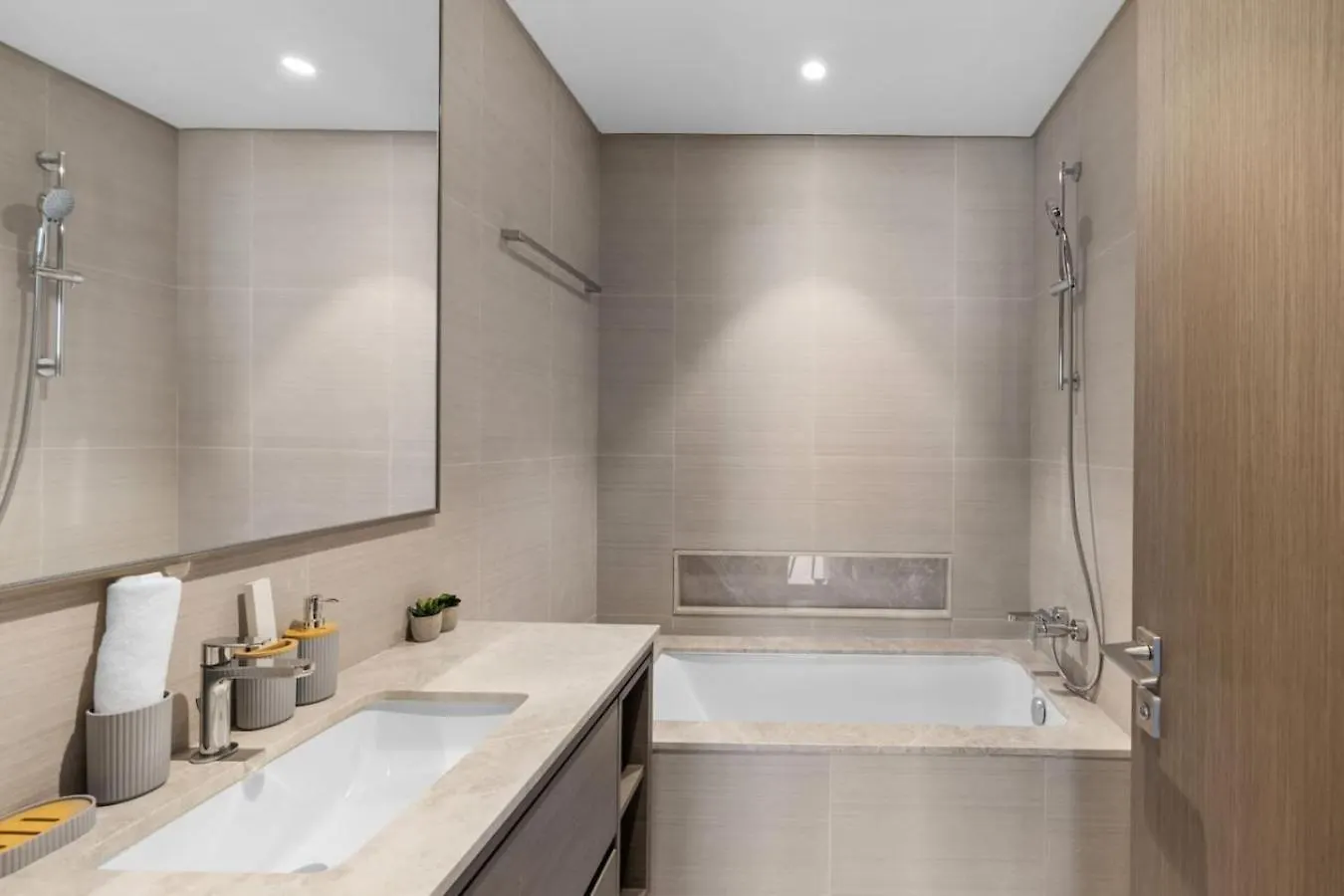 Grande Luxury 2Br Retreat Stay Dubai Apartment